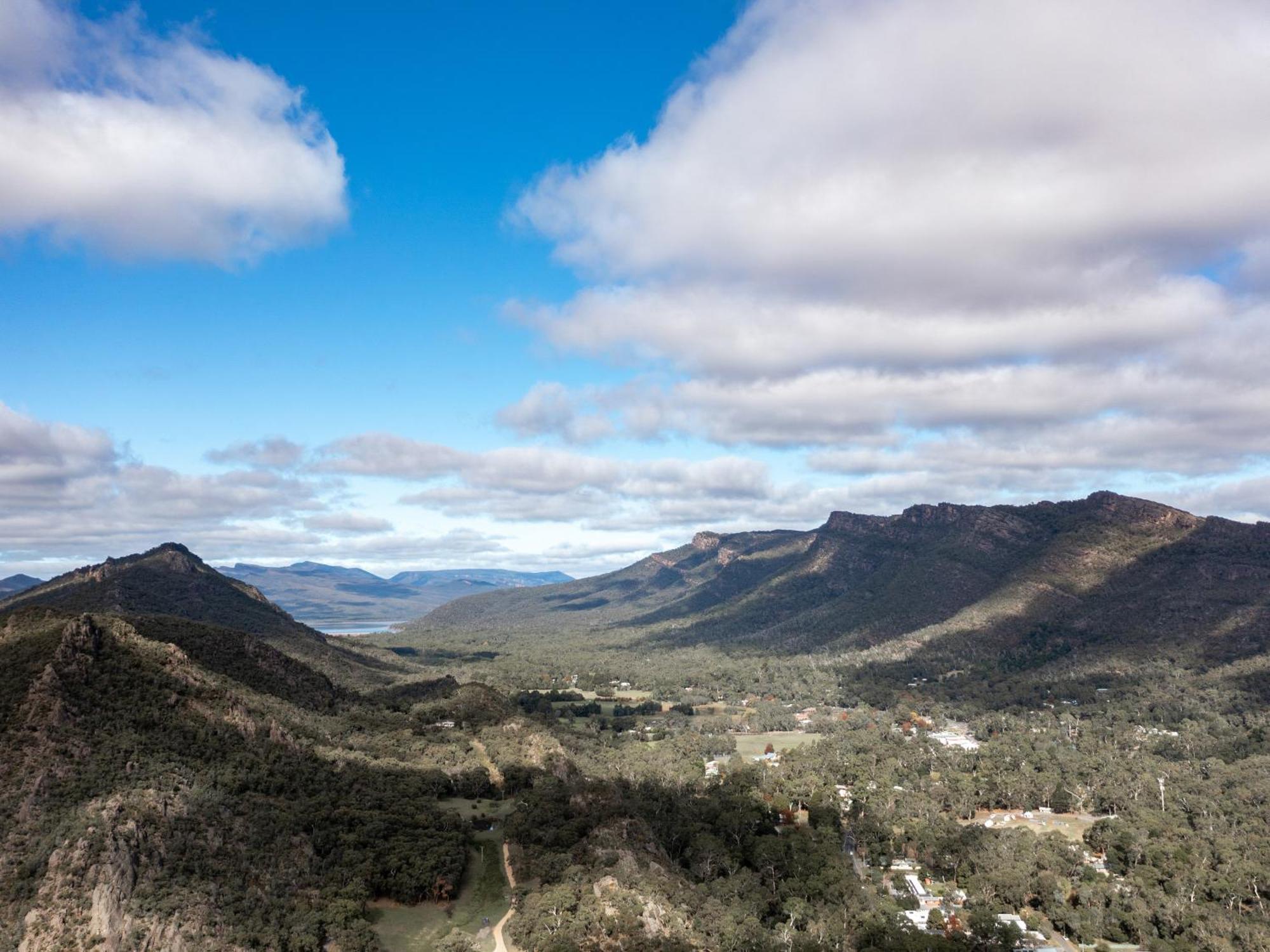 Nrma Halls Gap Holiday Park Extérieur photo
