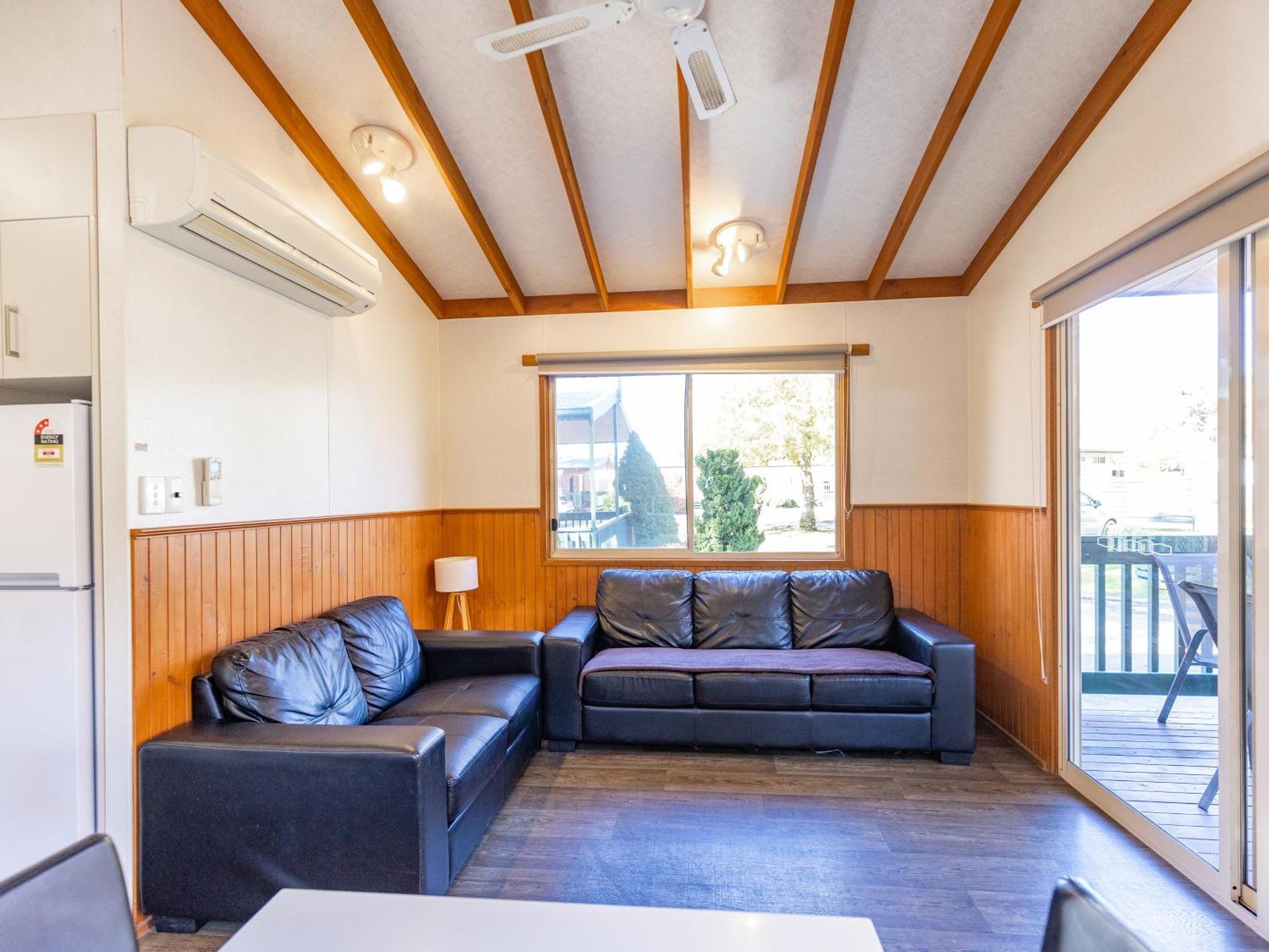 Nrma Halls Gap Holiday Park Extérieur photo