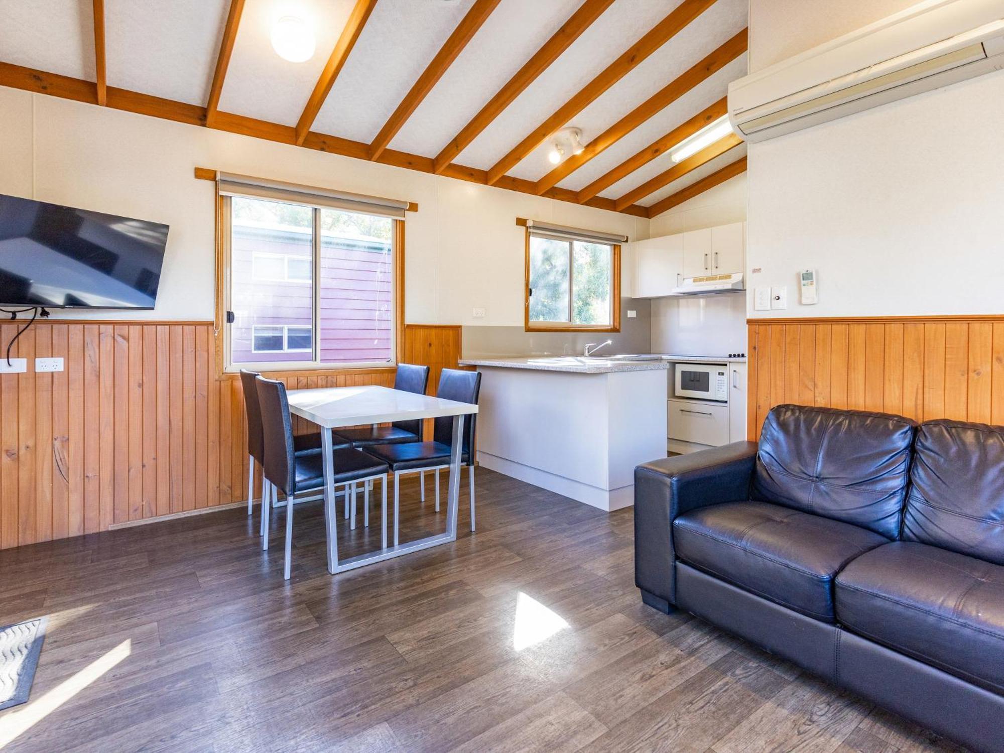 Nrma Halls Gap Holiday Park Extérieur photo