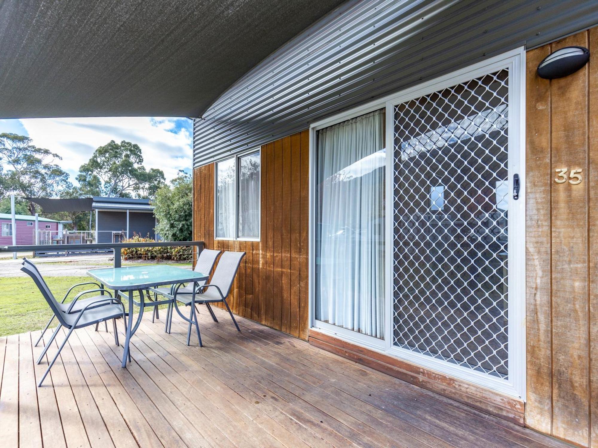 Nrma Halls Gap Holiday Park Extérieur photo